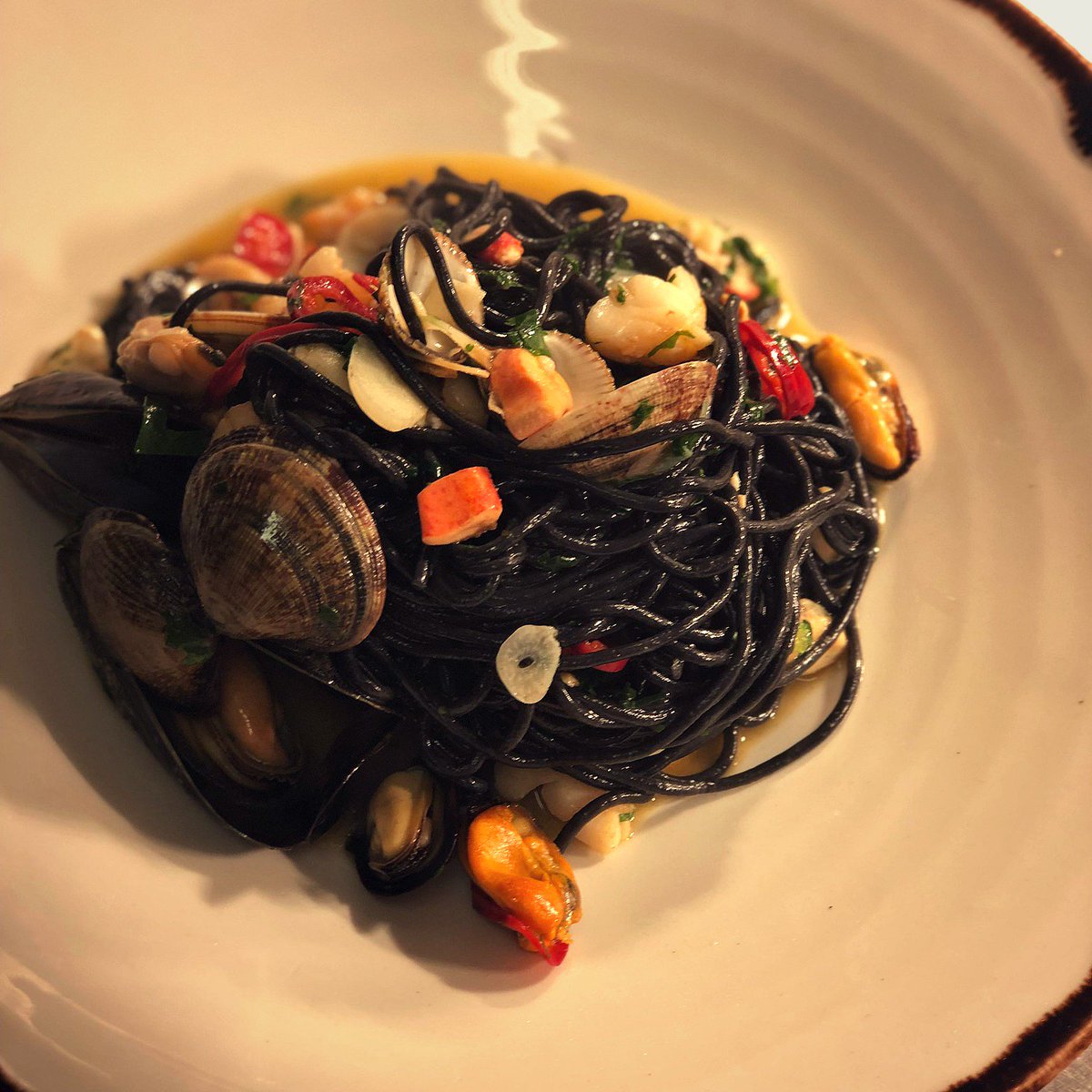 Squid ink Spaghetti with Cornish shellfish
#squid #ink #spaghetti #cornish #shellfish #seafood #pasta #delicious