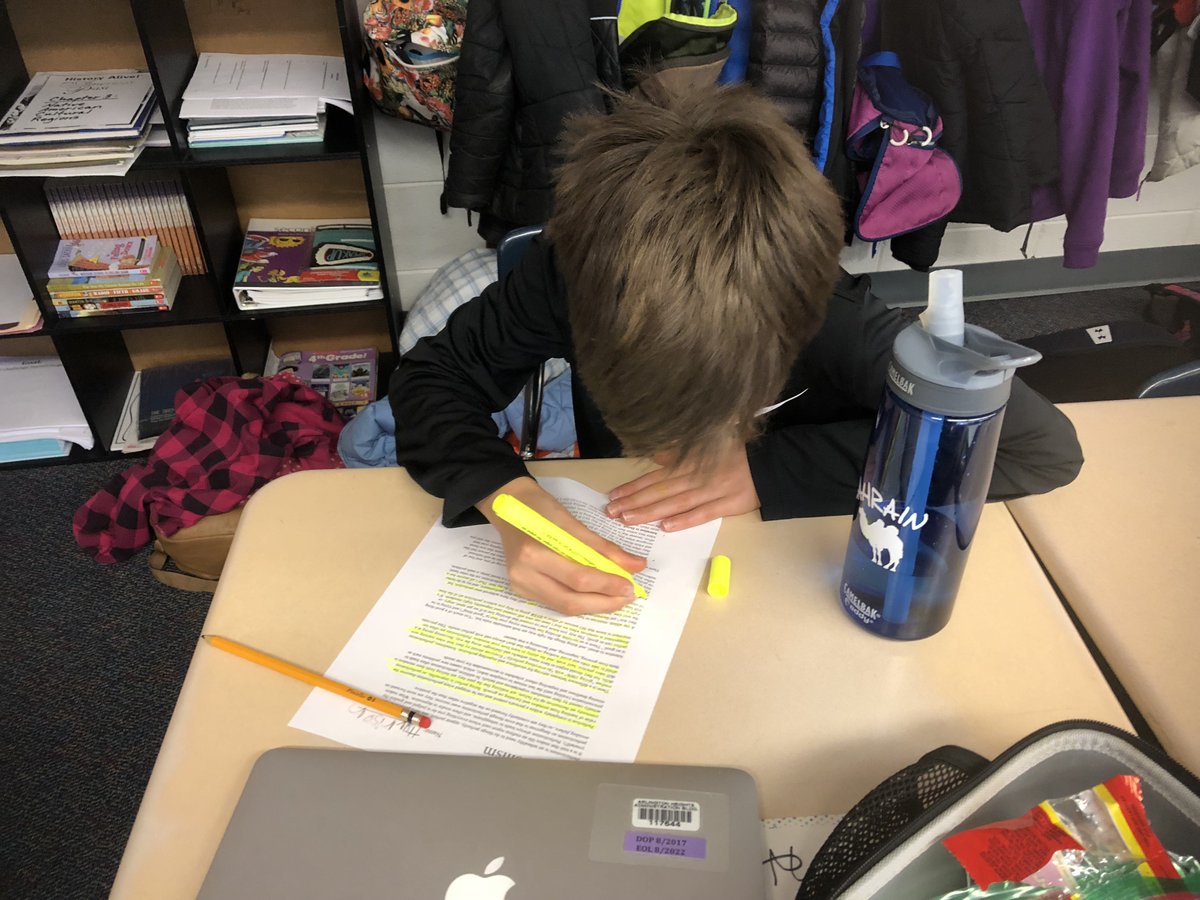 PaulSolarz's tweet photo. Students are taking a reading comprehension test that I read aloud (including the questions), then had them re-read, highlight &amp; answer. It's about PERFECTIONISM &amp; is a great lesson on its own: https://t.co/c9nBY4XtIy

#LearnLAP #WGLeads #4thchat #5thchat https://t.co/FJyUA1orNk