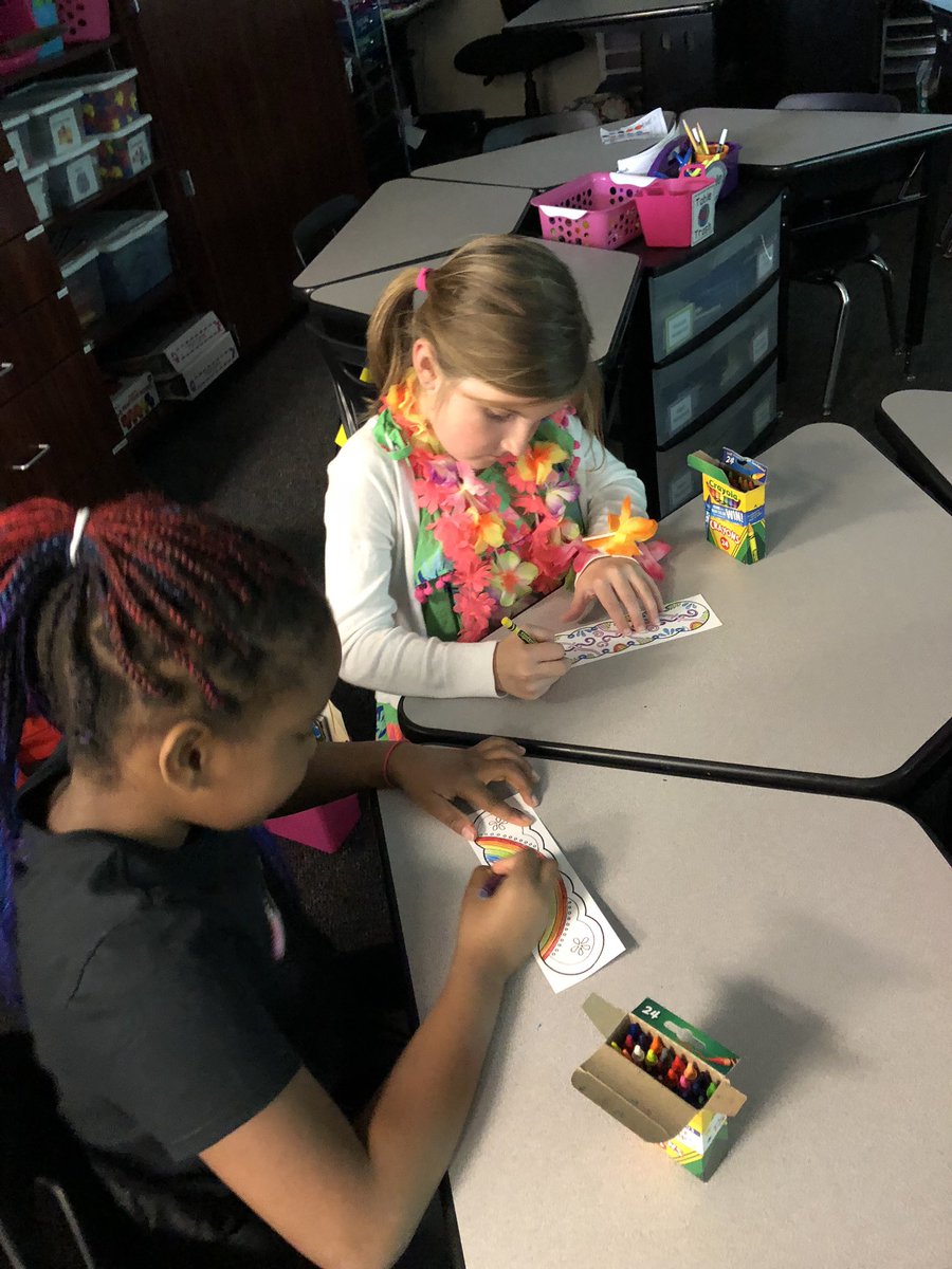KasyMorgan01's tweet photo. Rangers Power Down - Loving time to power down and read! @RoanokeRangers @Roanoke1stGrade https://t.co/2By653eKLu