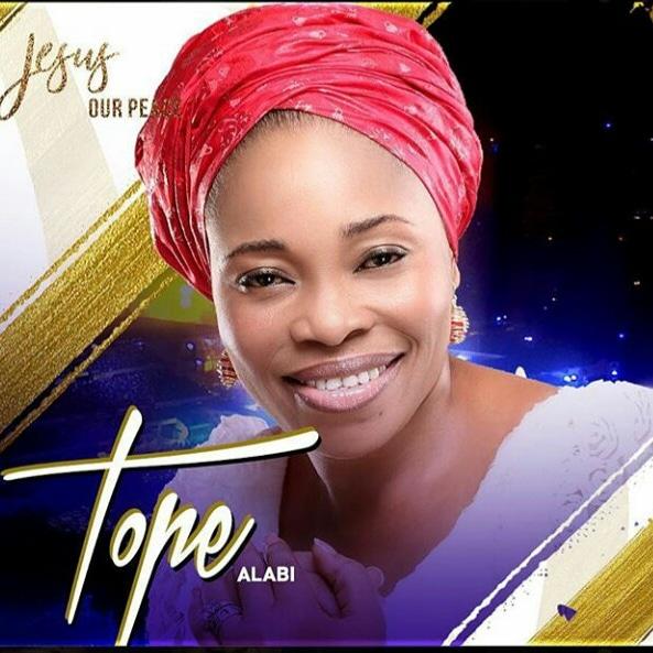 musicalcrib's tweet photo. @TopeAlabi15  would be gracing @TheExperienceLG in the 7th of December.. What songs would you like to hear? https://t.co/x3Q5zdLNz4