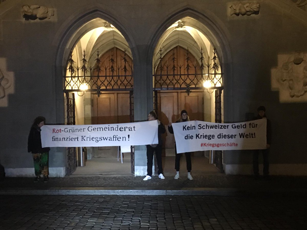 Der rot-grüne Gemeinderat will weiterhin #Kriegsgeschäfte mit Penionskassengelder machen. Der Stadtrat kann und soll dies heute verbieten! <a href="/JUSOStadtBern/">JUSO Stadt Bern</a> <a href="/GFLBern/">Grüne Freie Liste Stadt Bern</a> @GruenesBuendnis <a href="/gpbda/">GrünAlternative GaP</a> <a href="/PdABern/">PdA Bern</a>
