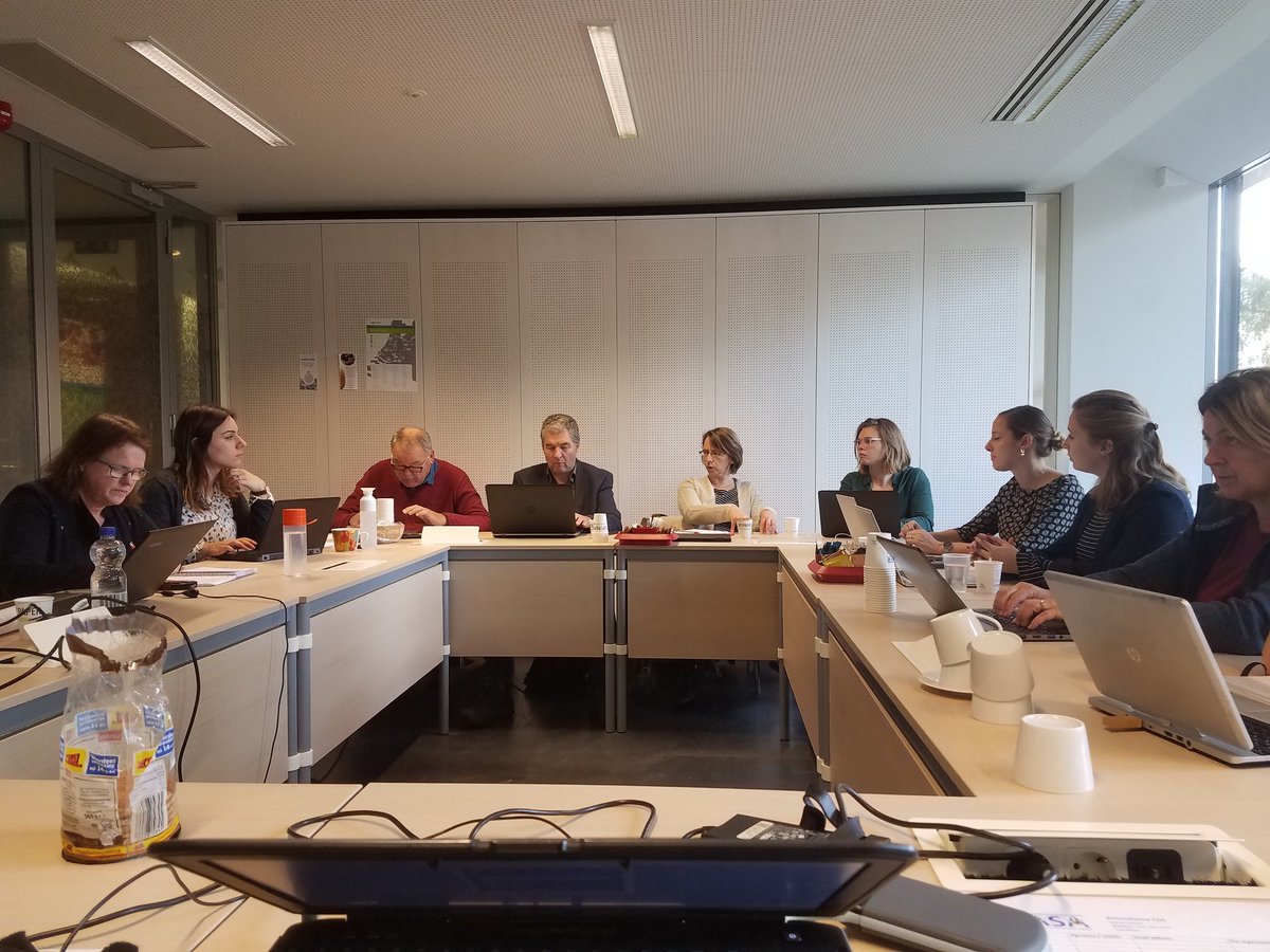 ProjectLOASA's tweet photo. The final report has been submitted but we continue disseminating our #LOASA project results, e.g. at an interesting meeting with #Agricultural #VET #schools, the Dutch NA, @Nuffic @MBORaad and @minlnv this morning.
#employability #EUSkillsAgenda https://t.co/xP6IT0xuJ7 https://t.co/PYpDWTjRdl