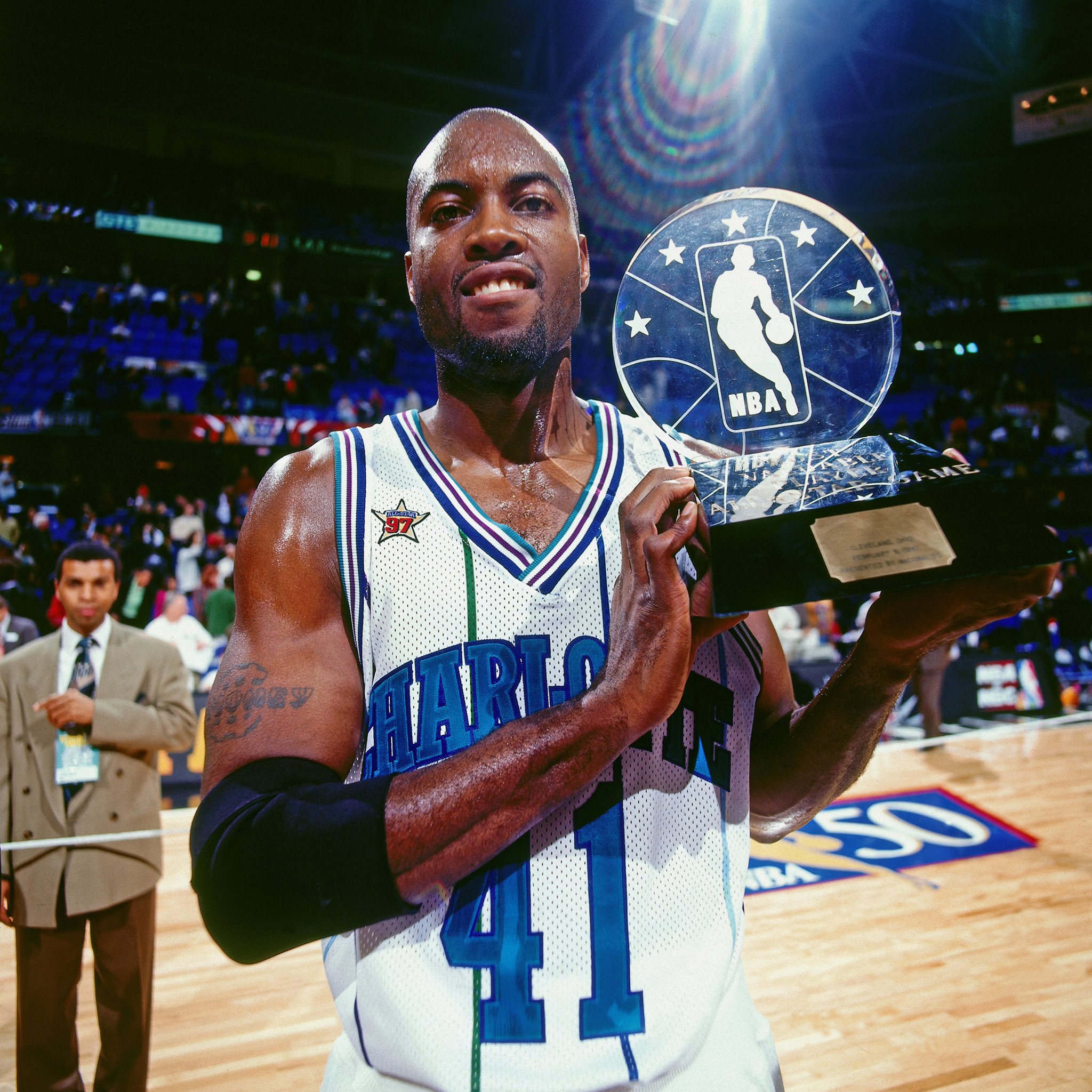 NBAAllStar on X: Cleveland #NBAAllStar 1997 #TBT NBA All-Star Game MVP  Glen Rice pours in 26 PTS in the East win!  / X