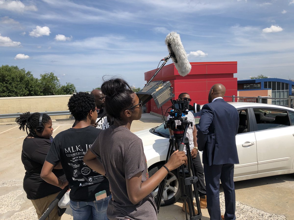 ChristinaFaith's tweet photo. If you can produce, shoot, and edit, you have become a studio. The workers have taken over the factory. Don't listen to the powers that be, they don't want to help you, they want to oppress you. - @jimmycthatsme #SingleandAnxioUS SZN3 on the way! https://t.co/MAhAfXYXJB