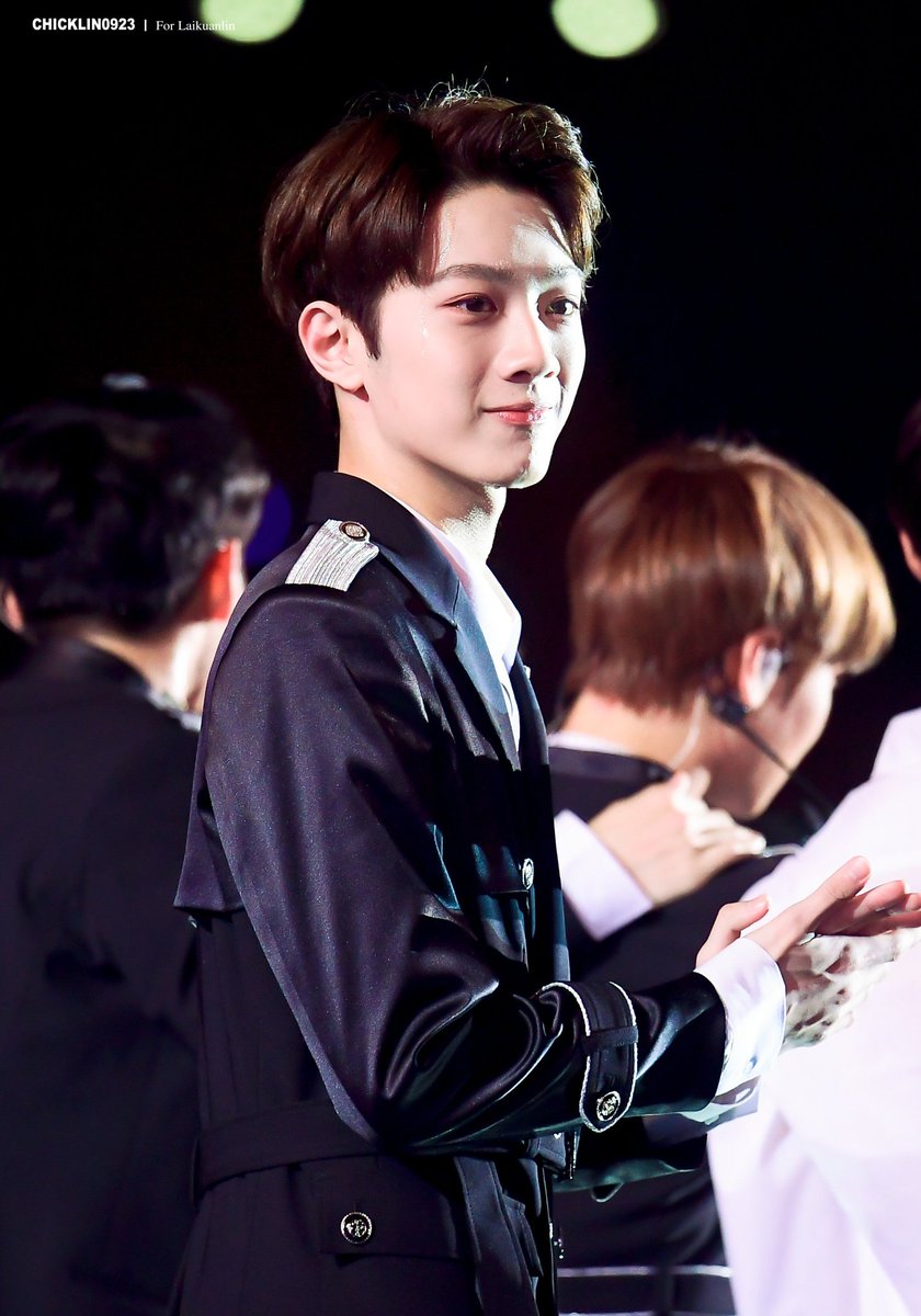 Selamat pagi dari aa ganteng buat dek manis <a href="/guanlaixlin/">Guan Lai</a>