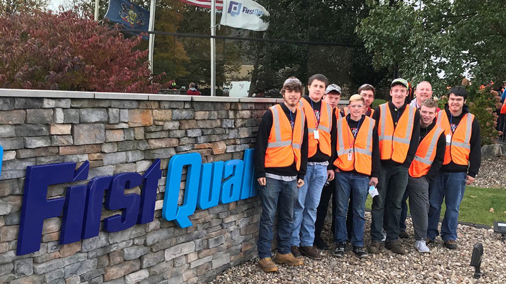 TheRecordOnline's tweet image. Bucktail and Central Mountain Students Attend Manufacturing Day at First Quality therecord-online.com/site/archives/…