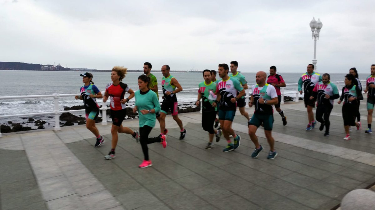 TeamSportSpirit's tweet photo. 6 años cumple nuestro club🎂, lo hemos celebrado con un poco de trote 🏃‍♂️🏃‍♀️, hablando, riendo y planeando nuevos retos😏, para luego brindar 🥂 y endulzar un poco la celebración 🤭
Muchas gracias a l@s que nos habéis acompañado el día de hoy #somosteam https://t.co/n9CtgljzFf
