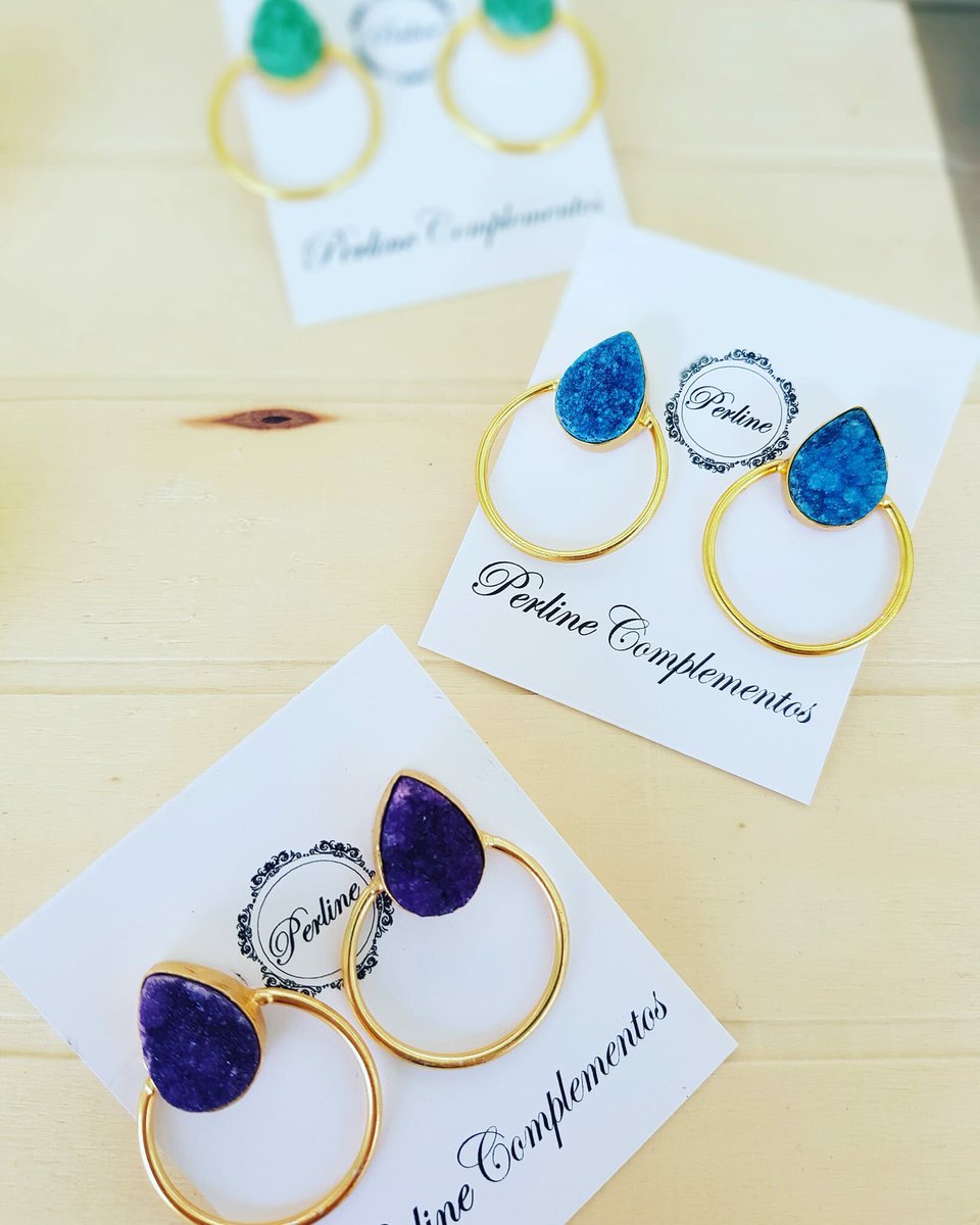 GastroModaTobe's tweet photo. 😍Y seguimos con la #newcollection !💎 Os gustan nuestros pendientes Anello?💎 Son ideales!! ⭐
.
.
.
#jewelry #joyita #Córdoba #anello #ideales #PerlinePower #PerlineWorld #felizjueves #felizpuente #MuydePerlineComplementos https://t.co/hSIPIBmXnJ