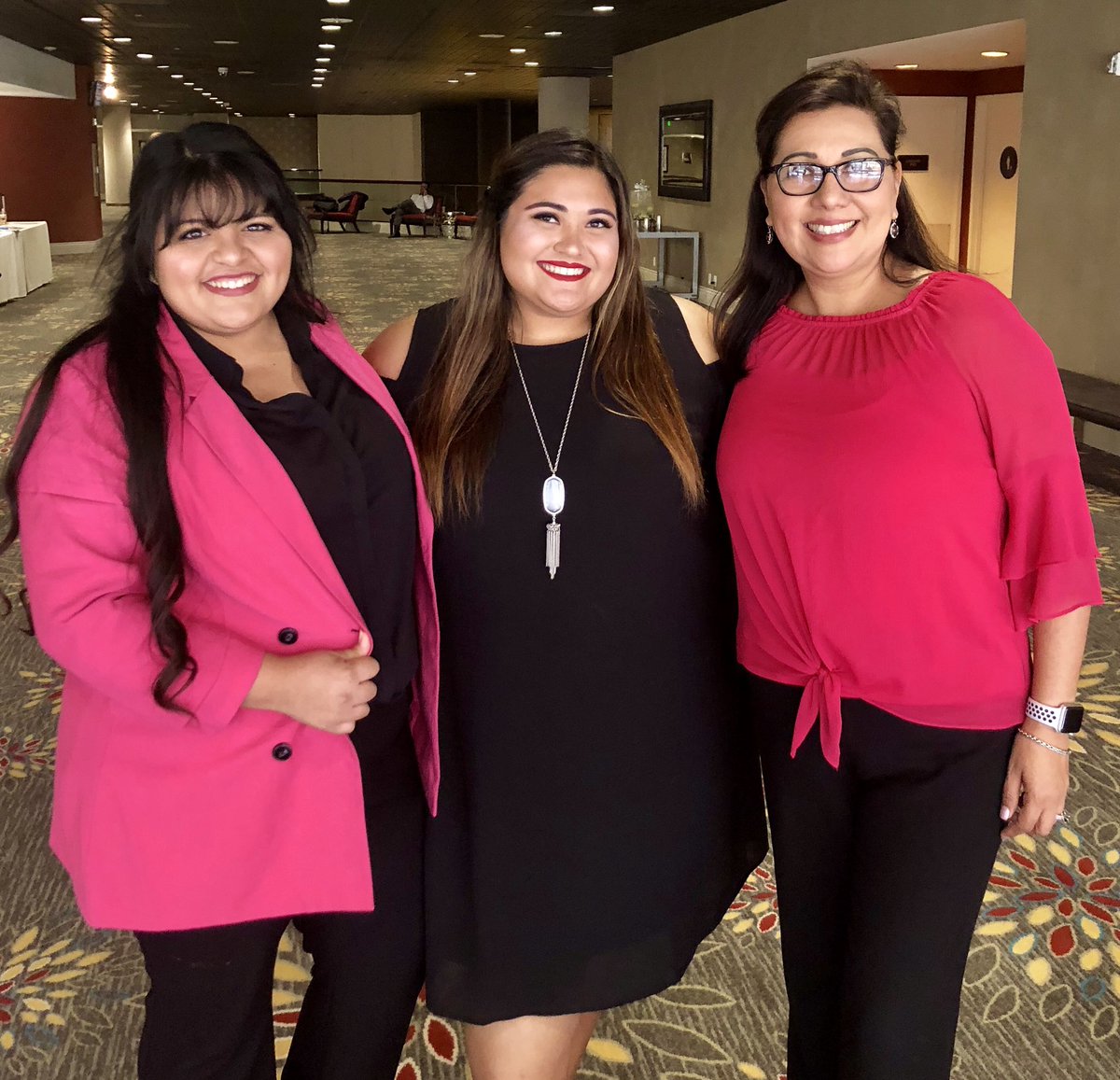 IGNITEatStMU's tweet image. The wait is officially over! We are so happy to announce our first Power Talk presenter will be Angeles Valenciano!!!  She is an incredible Latina who promotes diversity &amp;amp; inclusion through her CEO position at the National Diversity Council!