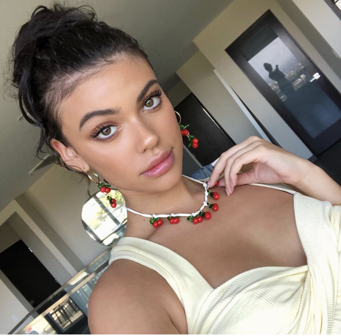 bipolar bitch (@givenchymoods) on Twitter photo 