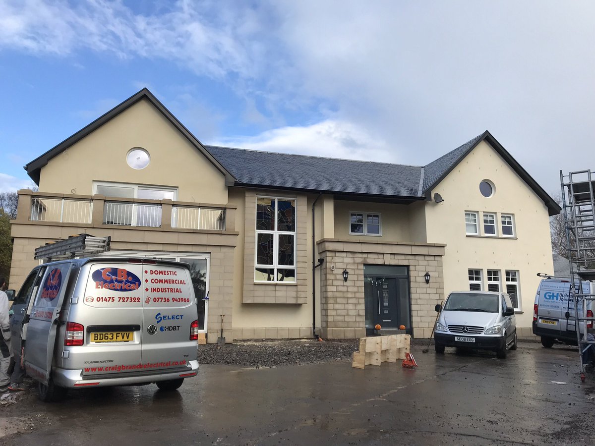 spatialgardner's tweet image. New build house in Kilmacolm nearing completion. Taking advantage of some blue sky between the showers