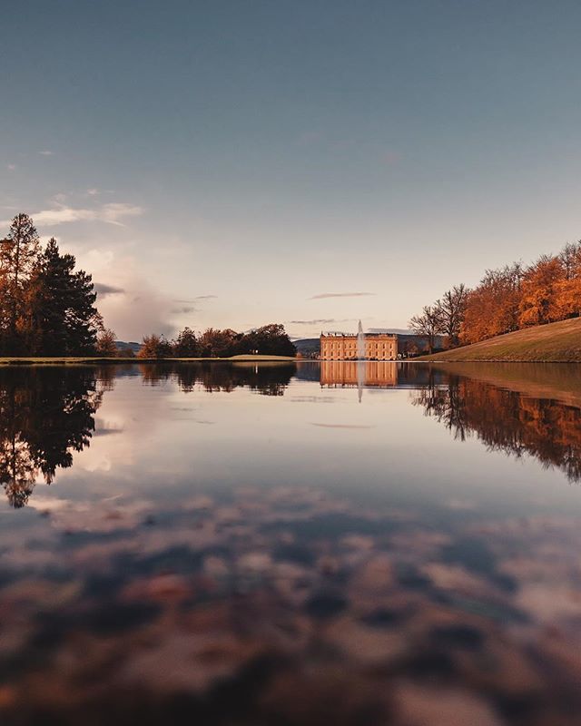 AdamSheath's tweet photo. The magestic Chatsworth House and Gardens. If you’ve not been, I can highly recommend a visit. #reflectiongrams #chatsworth #chatsworthhouse #chatsworthgardens #bakewell #derbyshire #repostmyfujifilm https://t.co/VUPprIFaCM https://t.co/EgMqXhxzOe