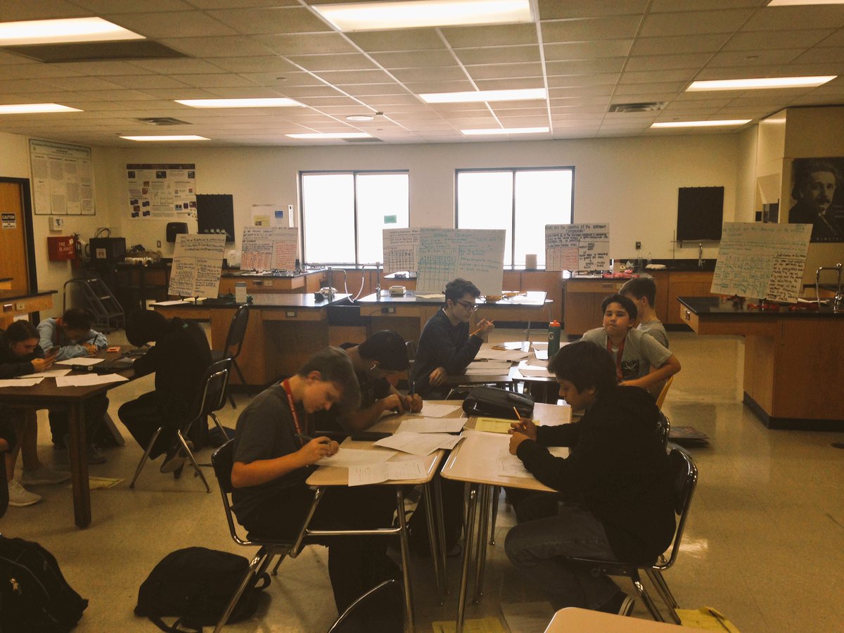 Busy day working through our first @ArgumentDriven inquire lab in <a href="/MustangSTEM/">GHS STEM Academy</a> chemistry. Had an argumentation session, class discussion now Ss working hard to get a rough draft written for our peer review next class. #ghsunity #gcisdsci