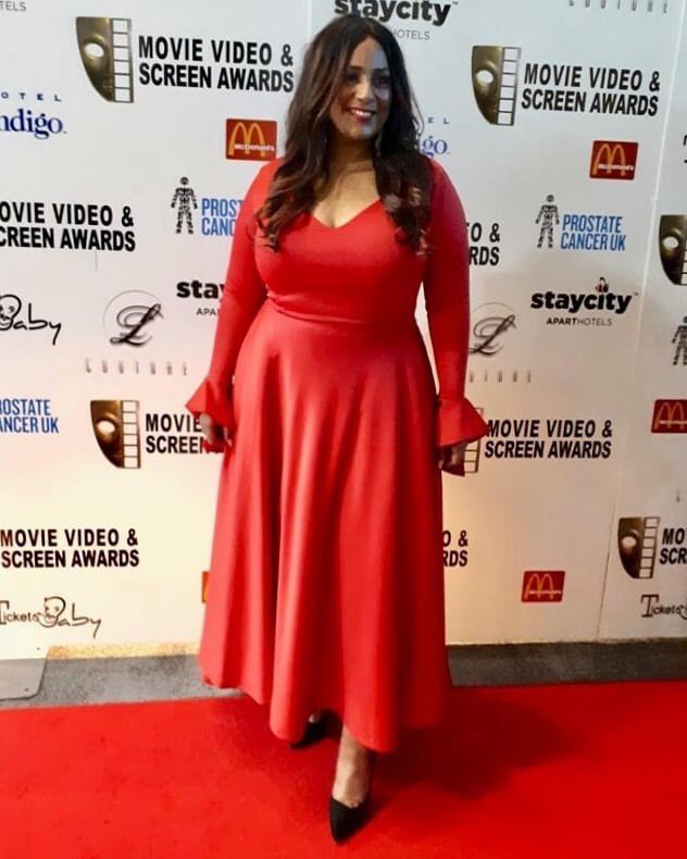 LurineCato's tweet photo. Thank you to @_ceciliasdesign for making and desgining this gorgeous #reddress for me in short notice for the @mvisas Movie Video and Screen Awards 2018 I call this dress my Aretha Franklin dress 🤣🤣🤣 if you havent seen my tribute to the Queen of Soul. #ukgospelartist #singer https://t.co/Dsyhk2dFZC