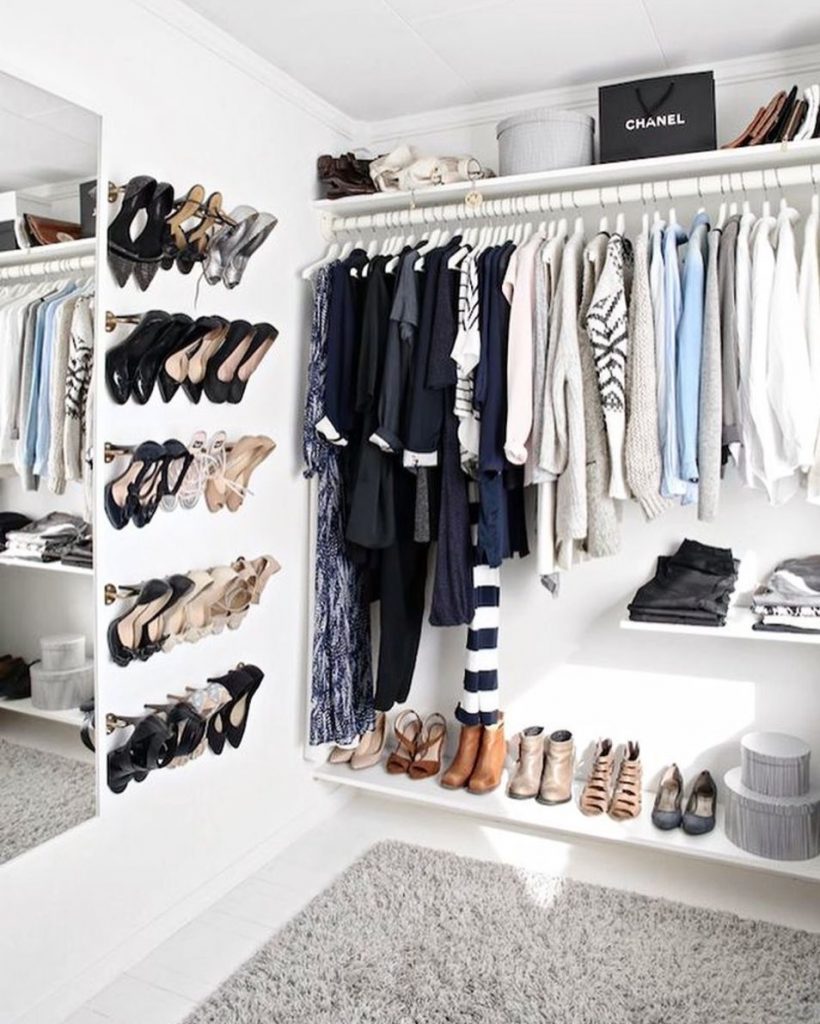 Livabl_'s tweet image. 17 ways to get more storage out of your teeny tiny bedroom: ow.ly/XkYj30msVrj #SmallSpaceHacks