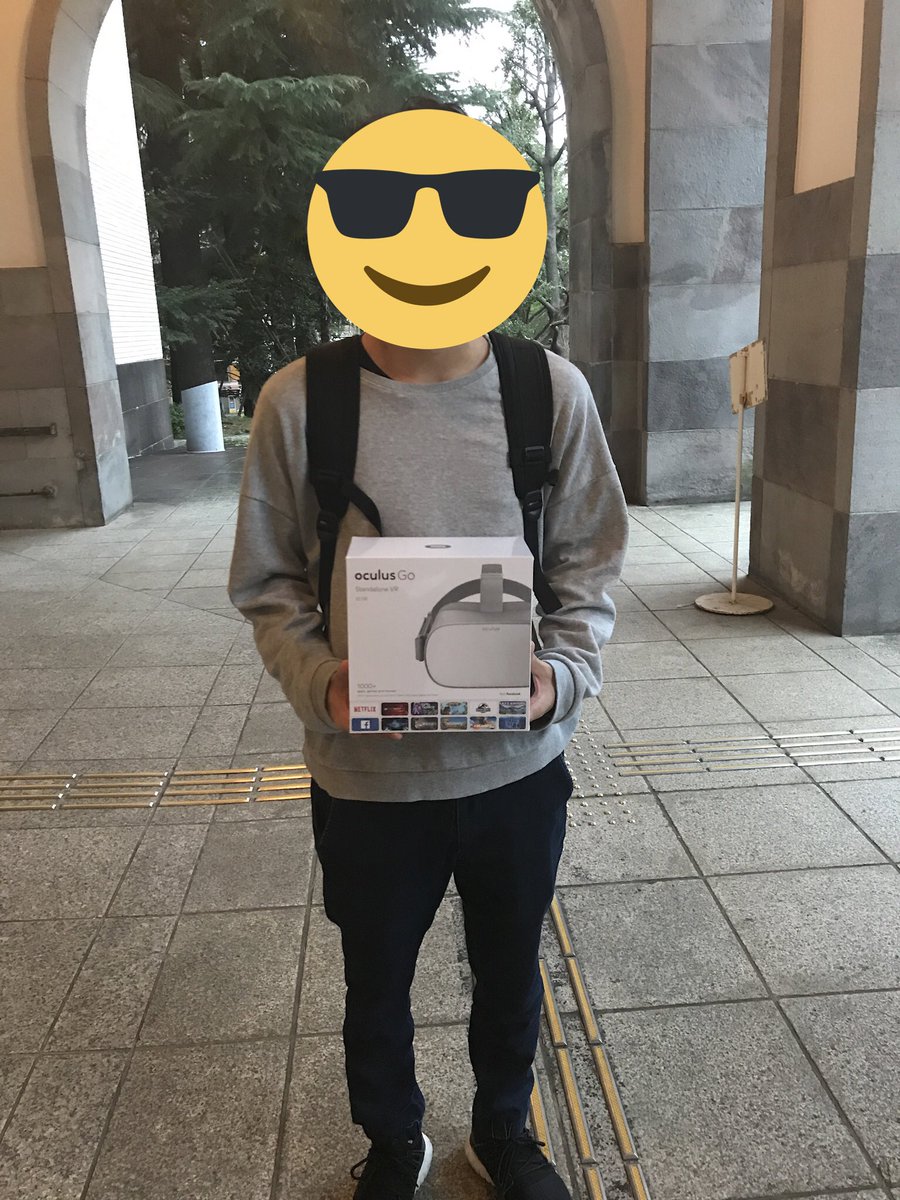 CrypGeek's tweet photo. 先日、QRcodeHuntで優勝された方に
景品を渡してきました！！

近日中に今回の企画やweb Wallet を作成して得た知見などの報告会をします。

興味がある方はお声かけください！ https://t.co/gmWqdTYqIF