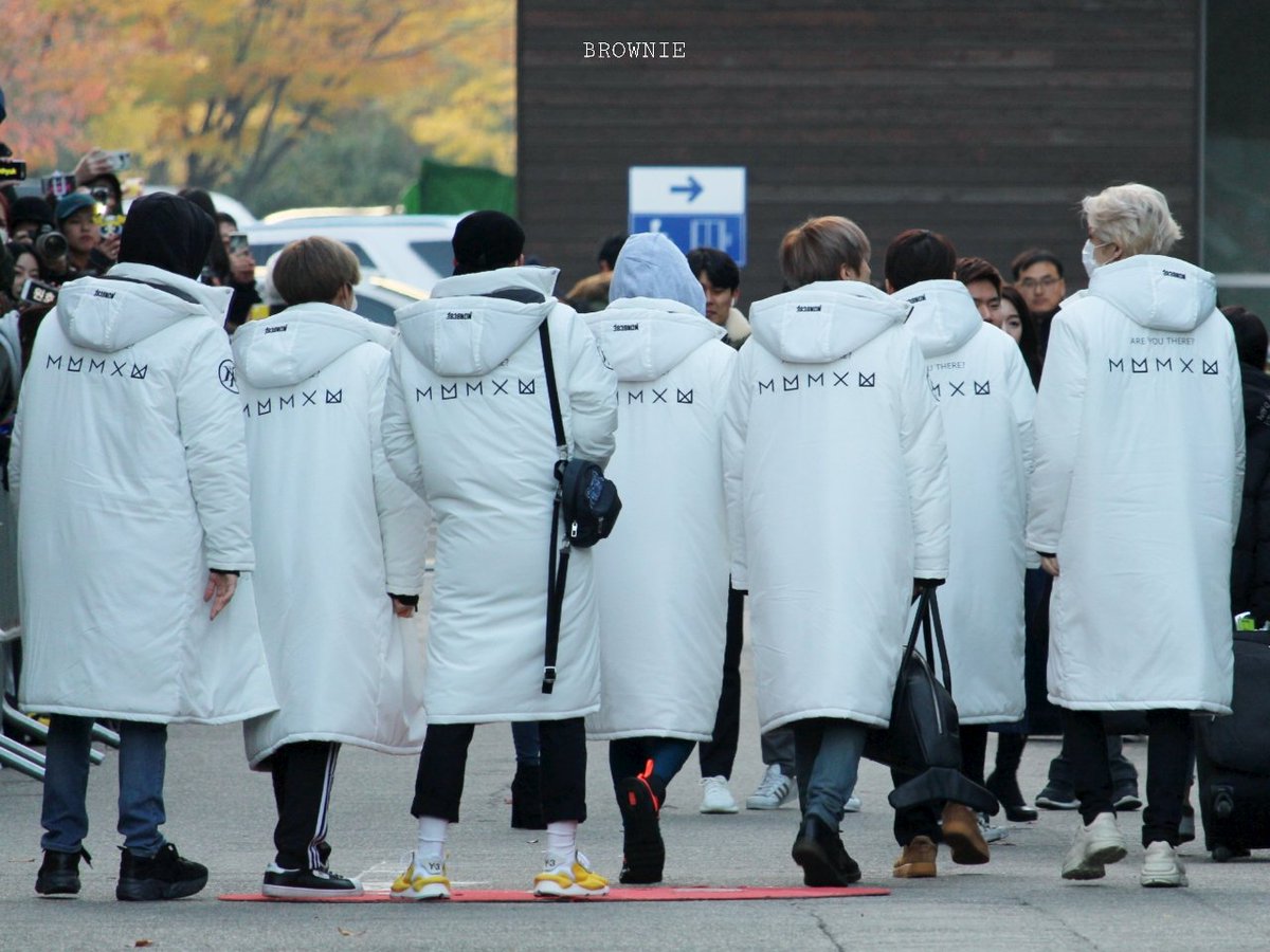 오늘 팬들이 제작해준 패딩 입고 뮤뱅출근하는 몬스타엑스 | 인스티즈