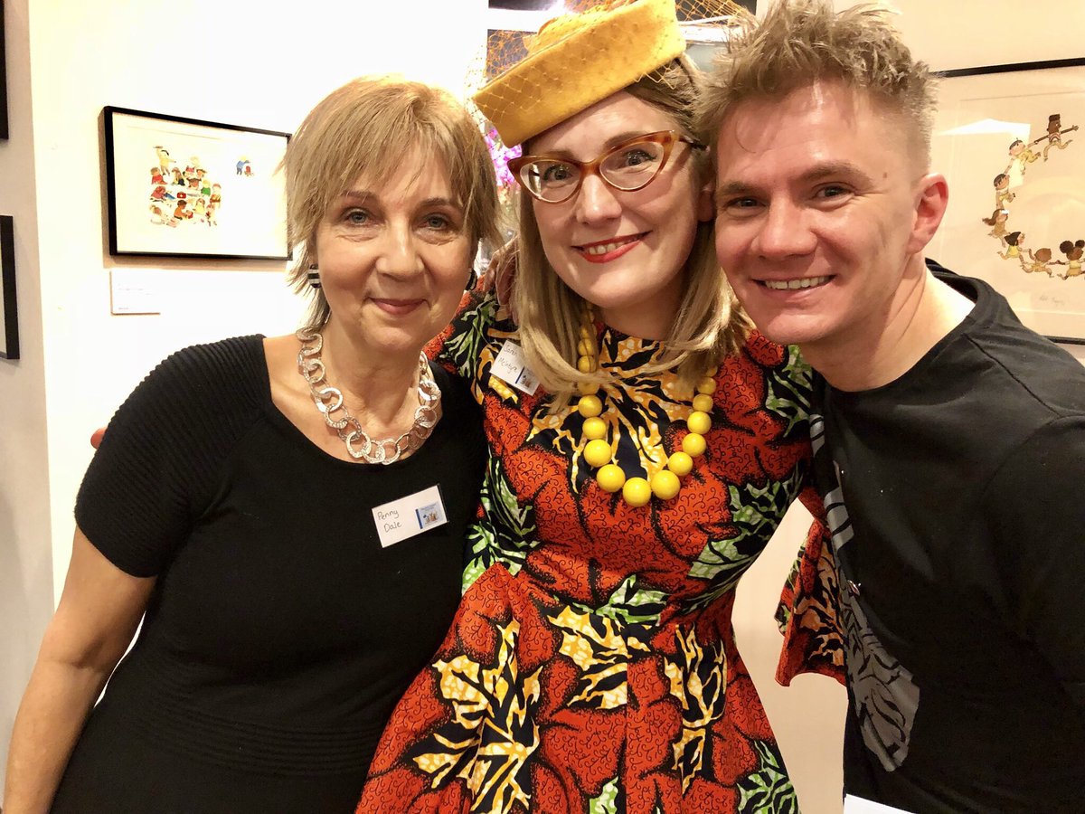 MrSteveAntony's tweet photo. The Drawing for Europe launch! An extremely timely topic; a document of our times. So nice to see such lovely people like @jabberworks and Penny Dale. 🙂 #drawingforeurope https://t.co/EN0OpUgm1z