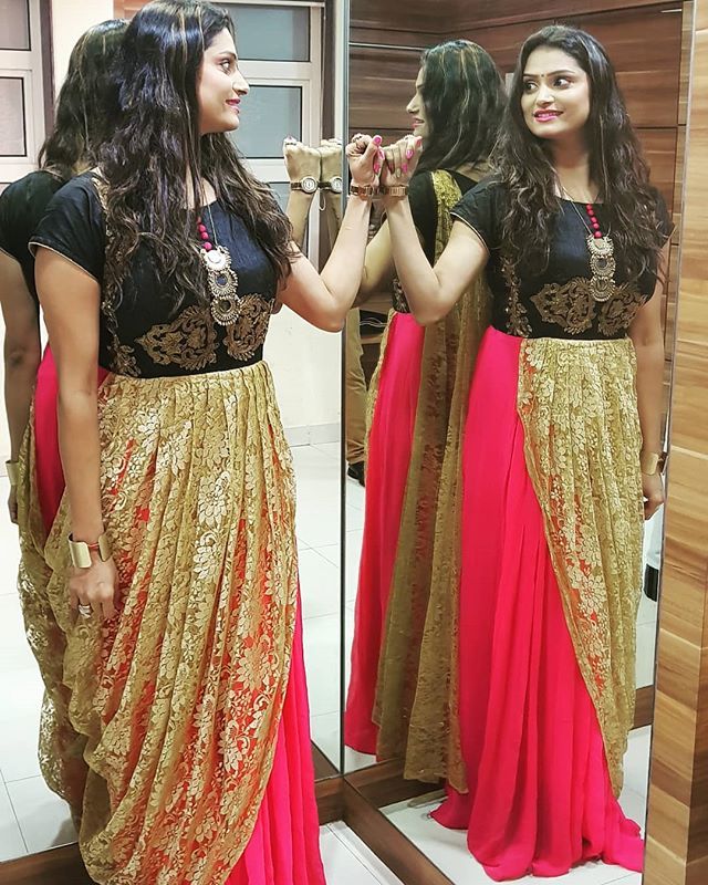 kavitaraam's tweet photo. हम तुम्हे कभी खुद से ...जुदा होने नही देंगे ....
तुम देर से मिले ........इतना नुकसान ही काफी है...!
#kavitaraamofficial #shayranamood #gdntthought #gdnteveryone✌️🙏❤️ https://t.co/0ZSo27cDD0