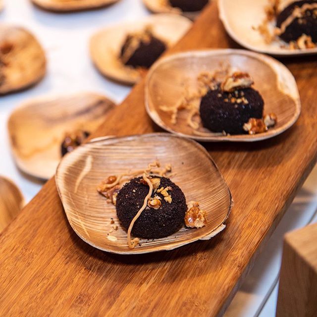 Simply perfection! <a href="/lincolncarson/">Lincoln Carson</a>’s Dulcey Delice with Walnut Sablé and Salted Caramel made our hearts melt at this year’s Taste America celebration in LA!