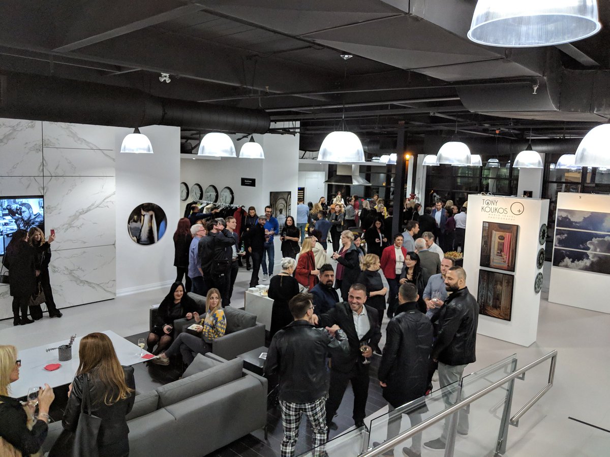 CosentinoCanada's tweet image. Our Cosentino City Toronto Showroom is packed tonight for our #CosArt event featuring @TonyKoukos in support of @BreakfastClubz!