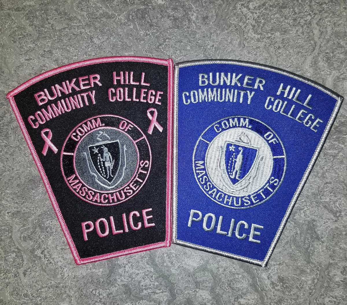 BHCCPD's tweet image. We officially switched back to our regular patch (on the right) until next October ! Which one is your favorite? #PinkPatchProject #PinkPatch #BHCCPDPinkPatch #BHCCPD 
#PinkPatchProject2018 
#BreastCancerAwareness
#BreastCancerAwarenessMonth
#DanaFarber #DanaFarberCancerInstitute