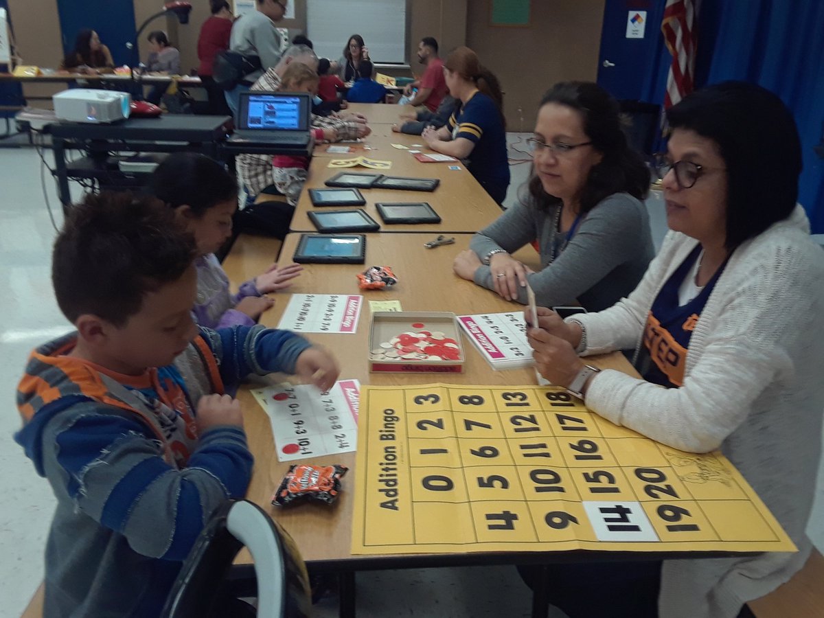 eligigirs's tweet photo. It's all about Math and Reading fun at Academic Night! @RangersRivera https://t.co/nxvcQ1aLLW