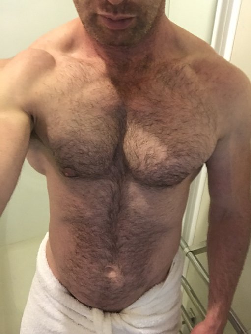 Live now https://t.co/1FYsteMmsO #showershow https://t.co/27iLuM5AxB<a href="/tag/showershow"class="tags">#showershow</a>