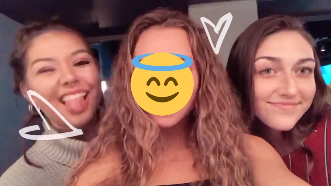 i looked SO ugly but look at me n my gfs @avamariexrp @lovcsap 🙈✨