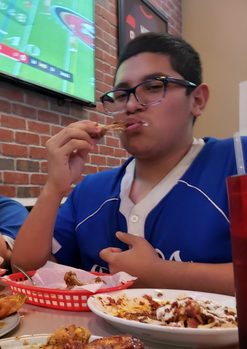 I 💓 <a href="/Pluckers/">Pluckers Wing Bar</a>