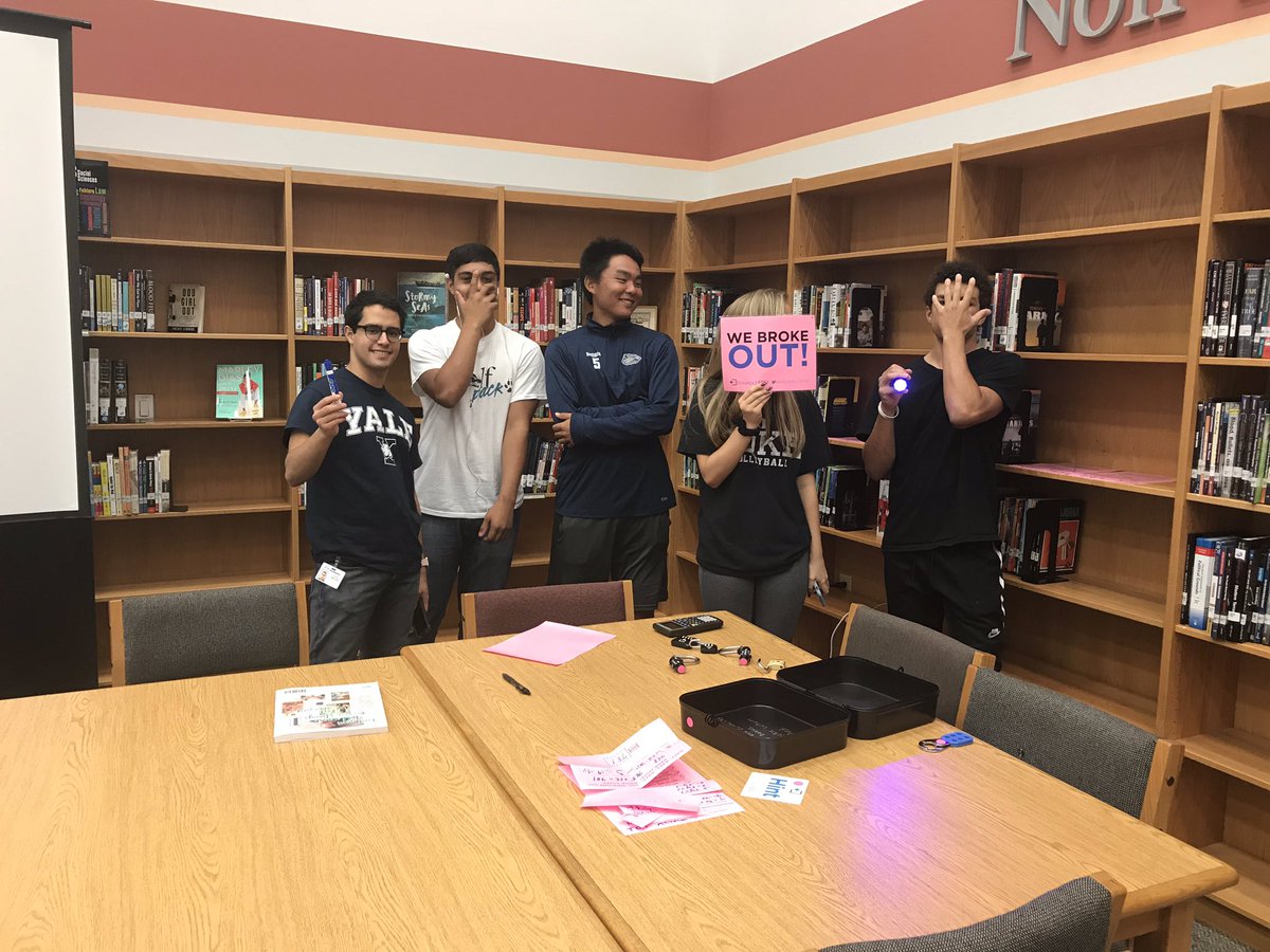 RHSLibrary_CFB's tweet photo. Part 3 - @MrsReneeTJones 5th pd #brokeout of their #systems #breakout @BreakoutEDU https://t.co/gXAfmxLDis