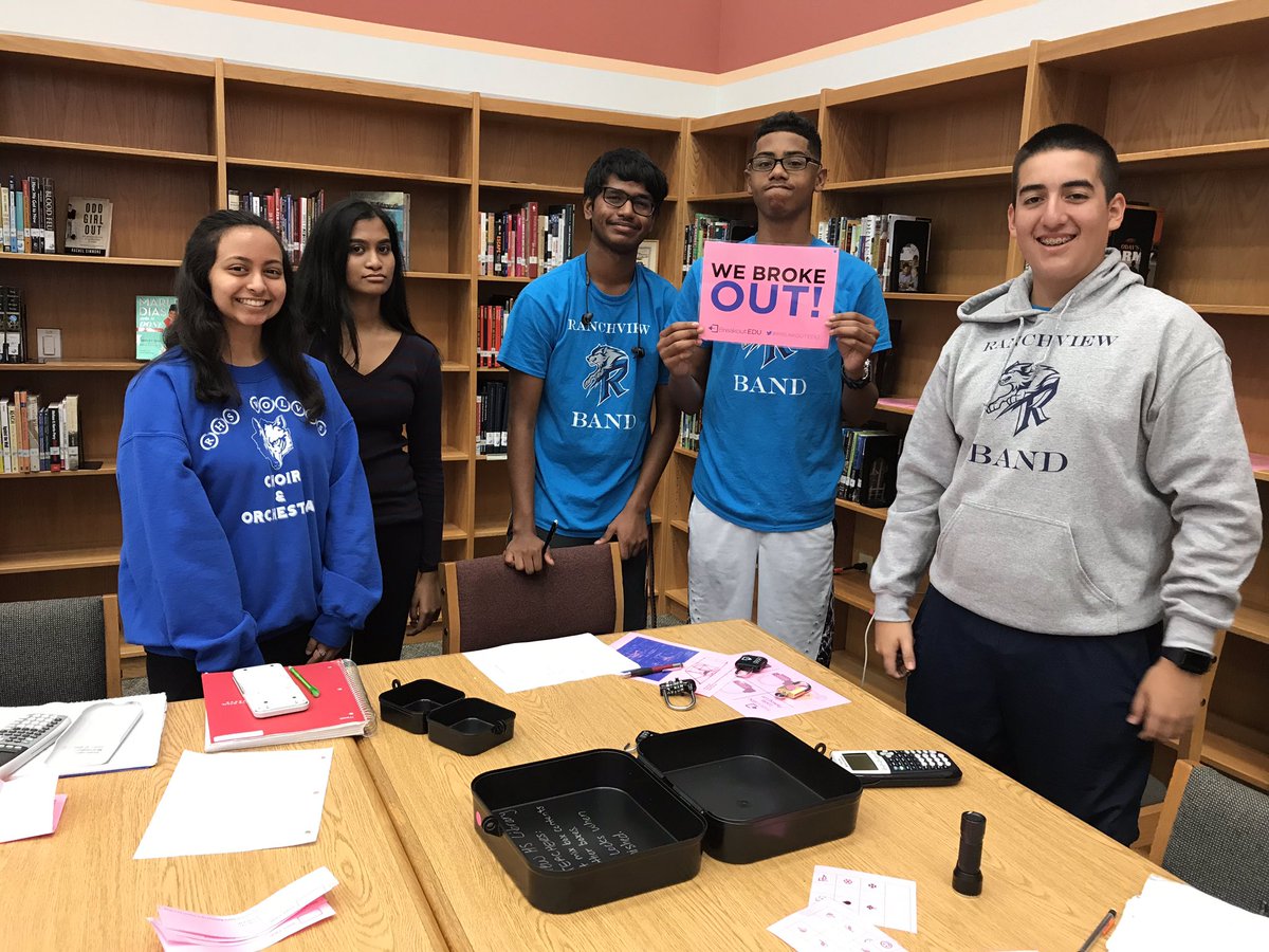 6th <a href="/MrsReneeTJones/">Renee Jones</a> #brokeout of their #systems #breakout <a href="/BreakoutEDU/">Breakout EDU</a>