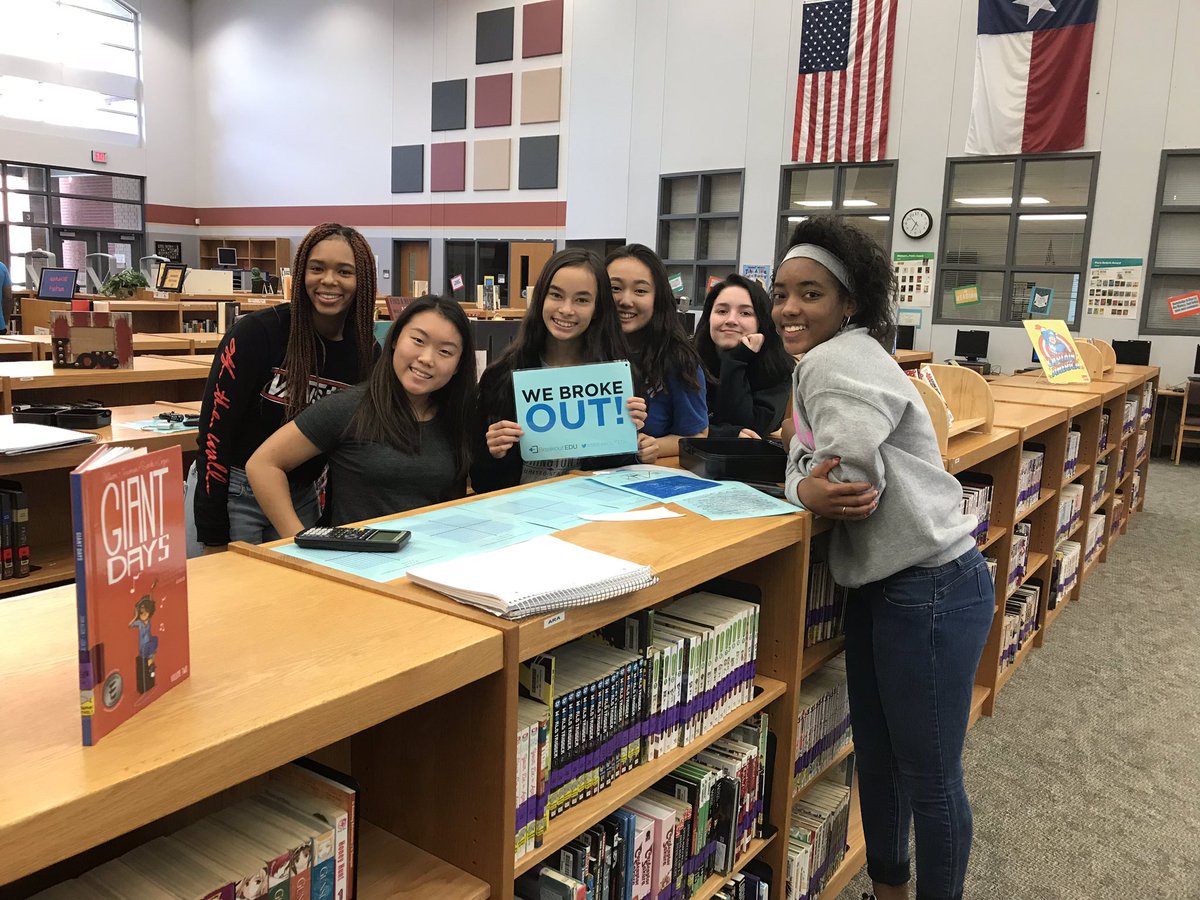 Part 2 -6th <a href="/MrsReneeTJones/">Renee Jones</a> #brokeout of their #systems #breakout <a href="/BreakoutEDU/">Breakout EDU</a>