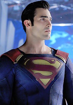 MANOFTOM0RROW's tweet image. // Just so y’all know my Superman is based on the Cw verse and New 52 comic verse.