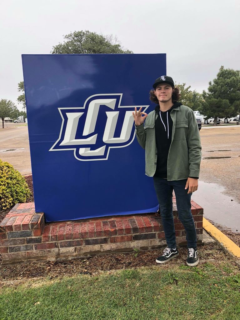 masonnnnnn1's tweet photo. Super excited to announce my commitment to Lubbock Christian University to further my academic and baseball career. I want to thank my all of my teammates, coaches, and family for your love and support throughout this journey! #GoChaps ♦️🔷 https://t.co/0SSZ54kpTm