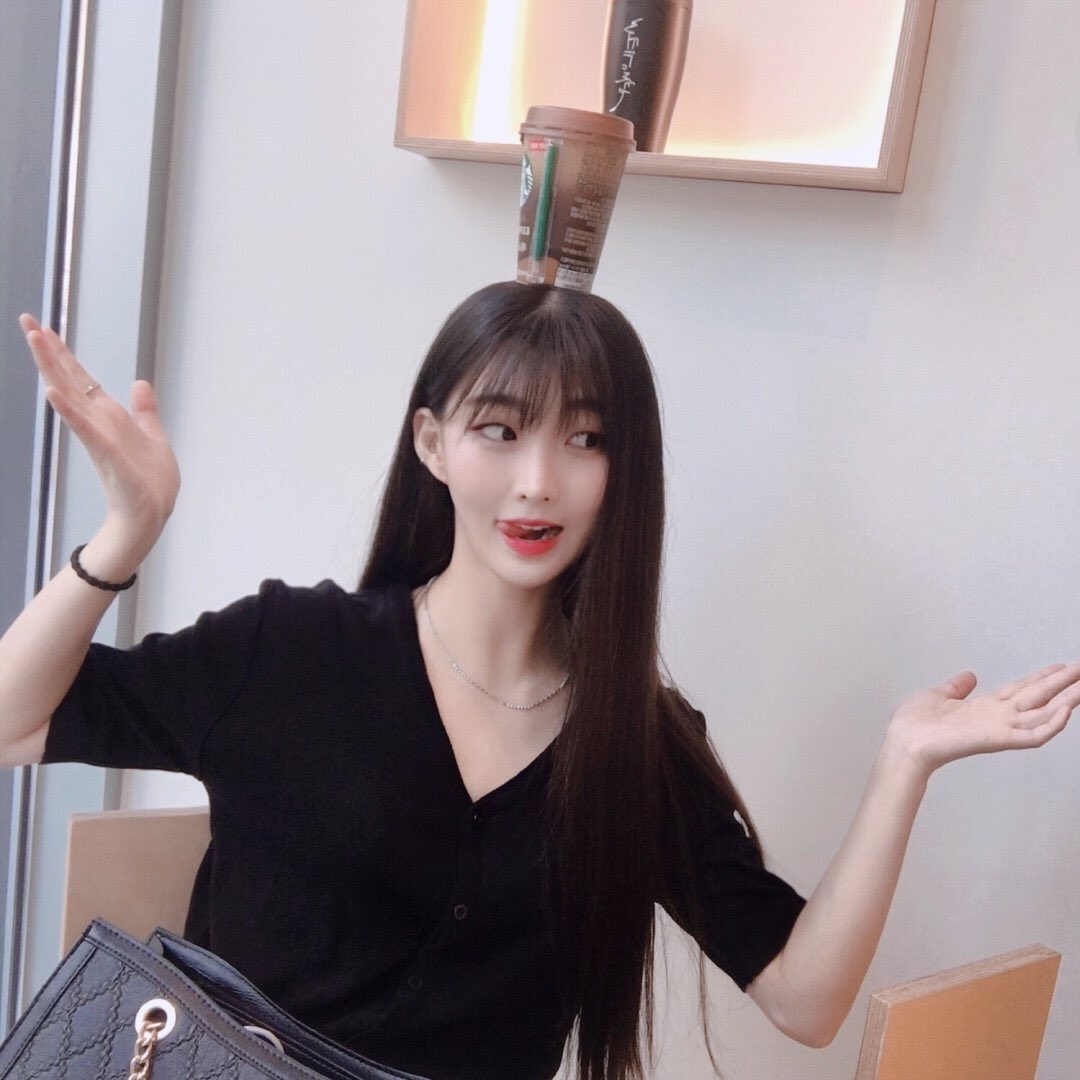 yusuapics's tweet photo. —  © sua’s ig profile pic

⤷ ꒰ #oahsis #오아시스 #수아 #유수아 ꒱ https://t.co/YlSWHDJP6M