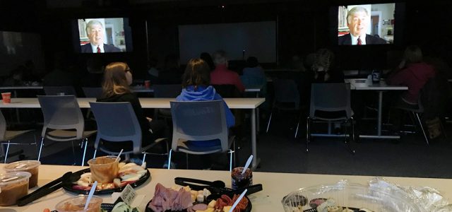 Nice article in <a href="/GoshenCollege/">Goshen College</a> newspaper about Food For Change and the story of cooperation in America. <a href="/MapleCityMarket/">Maple City Market</a> screened the film earlier this week in Goshen, Indiana record.goshen.edu/2018/10/35964-… photo credit to Olivia Copsey