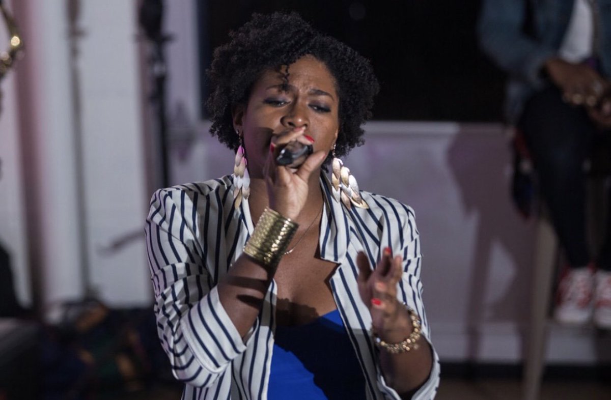 iamskylerreed's tweet image. #tbt 🌻 In my element at @musicnvibez several months ago 🎶
.
.
.
#SkylerReed #IssaRaeSingle #LostMemories #ATLartist #RnB #Soul #Singer #Songwriter #Artist #Music #Performer #Vocalist #ATLsingers #Atlanta #Musician #ATL #throwbackthursday #gig #musicvibes #musicnvibez