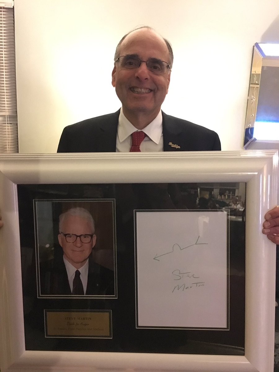Cashfan56's tweet image. Two Wild and Crazy Guys... At #DoodleforHunger to St.Francis Food Pantries. @SteveMartinToGo I will take you for a slice of Brooklyn pizza if you finish the doodle...🍕🖍