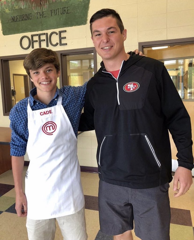 CatchCade's tweet image. So proud of my friend @NickMullens Carving up the Raiders defense in his first NFL start. #nfl #ThursdayNightFootball #Hattiesburg #SMTTT #MULLENS #nickmullens