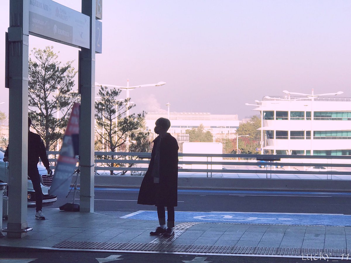 MY_LUCKINESS's tweet photo. 181102 #은혁 #Eunhyuk 인천공항 한국to일본 오늘의 은혁에게 홀딱 반해요ㅠ공항에 백 번이라도 갈수 있어요🙃 https://t.co/JvIvZoUoow