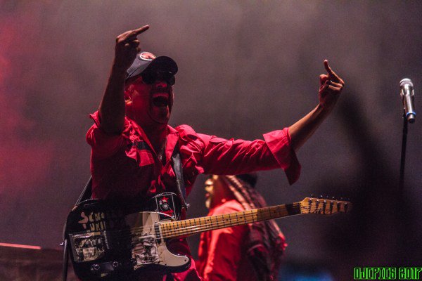 GhostCultMag's tweet image. VIDEO: @prophetsofrage Tease New Music In Election Themed Video wp.me/p3c54J-r32 #prophetsofrage #protestmusic #MalcomX #vote PHOTO: @OJCPICS