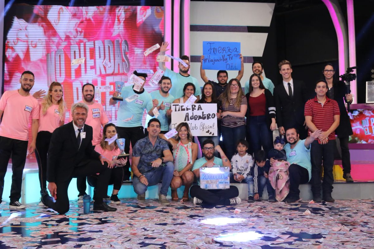 CombatePy's tweet image. Y finalmente el equipo de #ViajandoVoytv se quedó con la victoria y es el gran ganador de #BilleteRPC💸💰 Muchas Felicidades al equipo💸👏