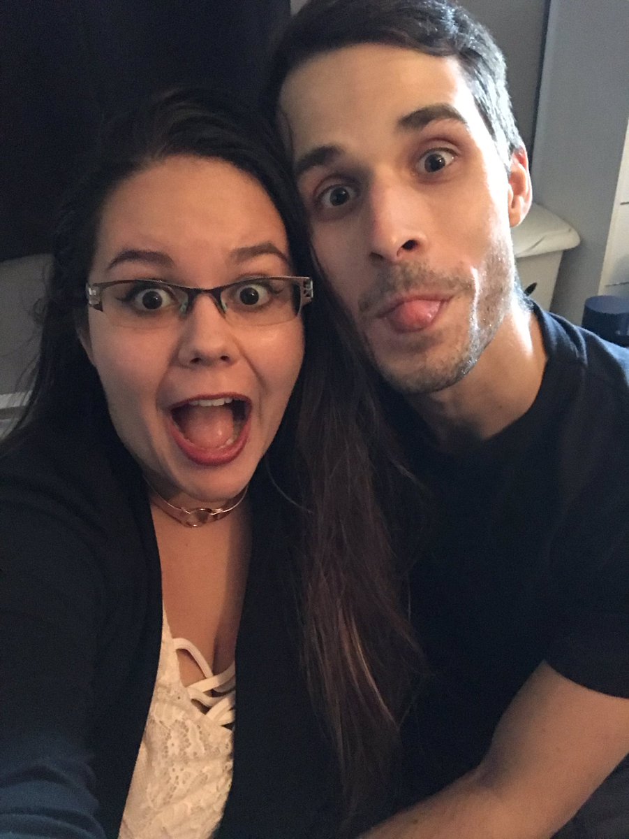 samanthaquesne2's tweet image. A year ago today was the first day that i met my now boyfriend 💜💜 today&apos;s also our 11months 💜💜💜  love him to the moon ans back 😘#sam2