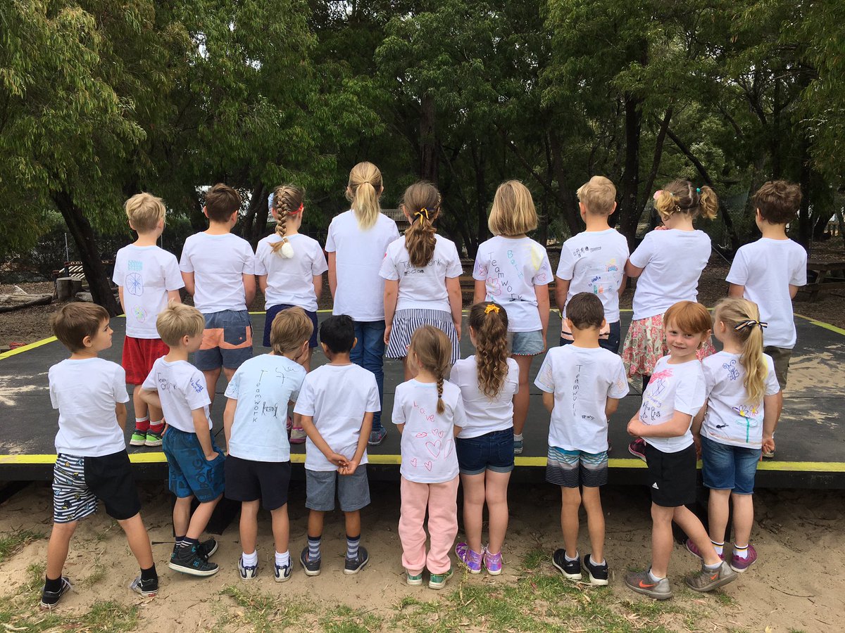 BCGSPosEd's tweet photo. Celebrating #PositiveEducationDay with our Year 1 Students finding Character Strengths in ‘The Day the Crayons quit’ and making shirts #ColourYourThreads @PESA_Aus https://t.co/X8tKxH21PX