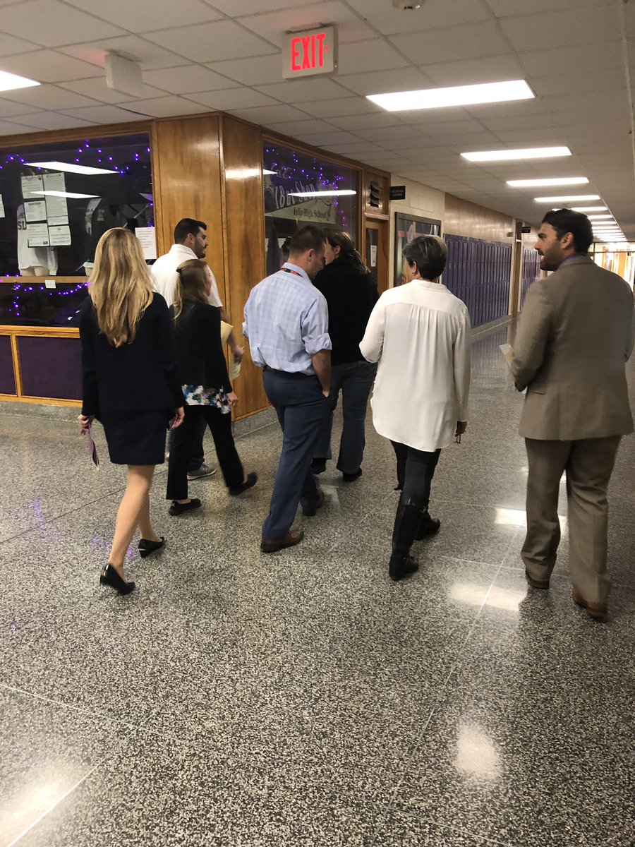 BurzynskiMrs's tweet image. Thanks to Islip HS for letting JGHS participate in Instructional Rounds. And thanks to JGHS staff for spending the day engaged in rich dialog! #afocusedfuture #sharingbestpractices
@MrMac_JGHS