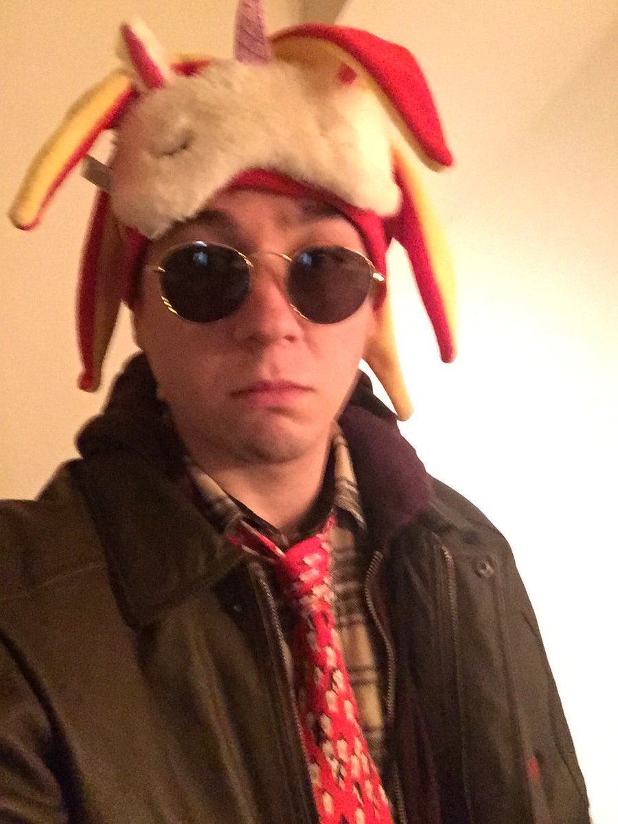 davisnatzle's tweet photo. Streaming on twitch in 25 https://t.co/Vn7RK3YfBN