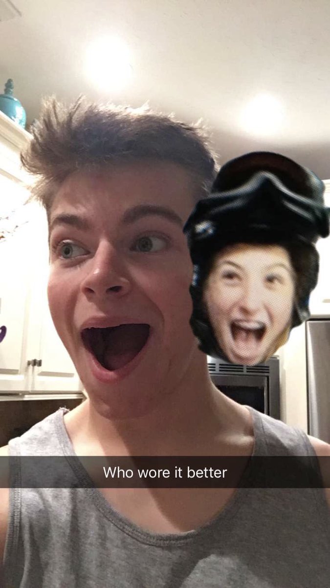alex_feger's tweet photo. Happy birthday big daddy 😆🤪@Jstauff16 luv u😍😍 #sheride? #huskgang https://t.co/NNCHGEJuIY