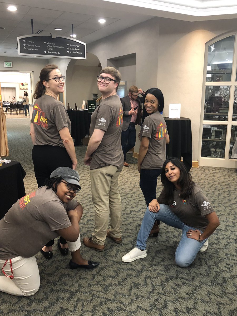 swellfunds's tweet image. Wish we could take these amazing volunteers from @CumberlandLaw to all of our events #prohopsvino #fastcheckin for @VolunteerLawBHM