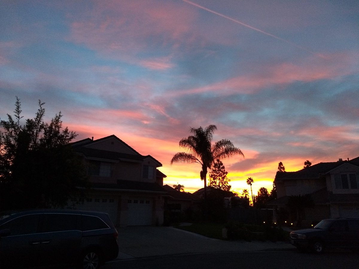 Atardecer en California.

#CaliforniaSunset